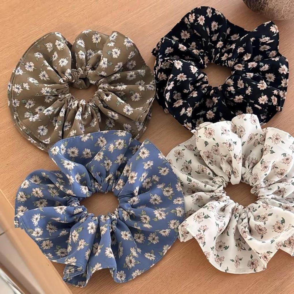 

Women s Flower 4-Color Gopchang Scrunchie Hair Band beige