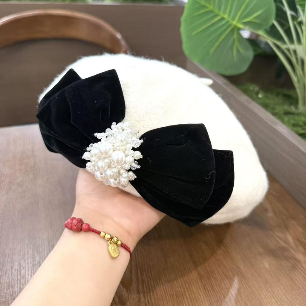 Autumn and winter bow beret woolen pearl versatile big head circumference showing face small painter hat flat top national style