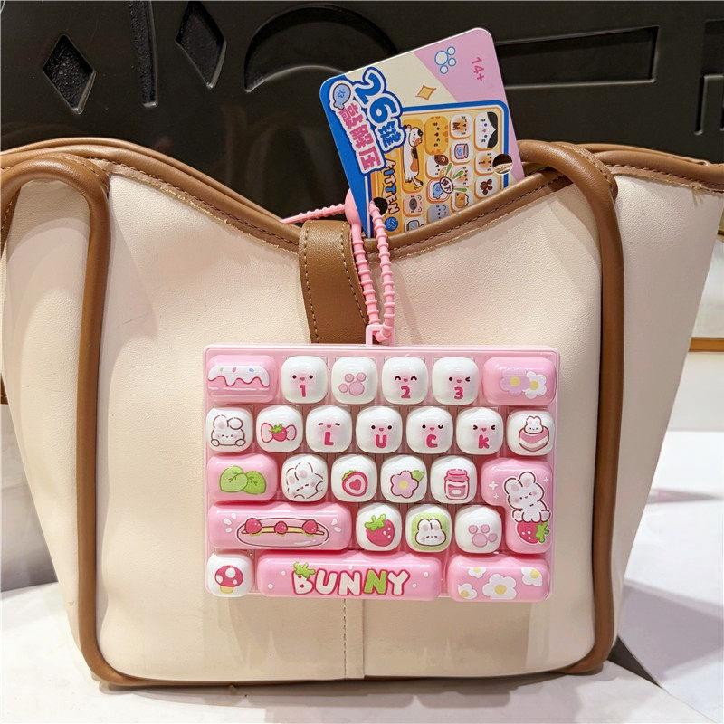 New Arrival 26 Key Cute Stress Relief Keyboard Creative Mechanical Fidget Tool for All Occasion Relaxation Use