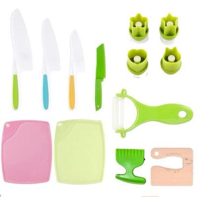 Zhi Shi 13-Piece Plastic Pretend Play Cutlery Set