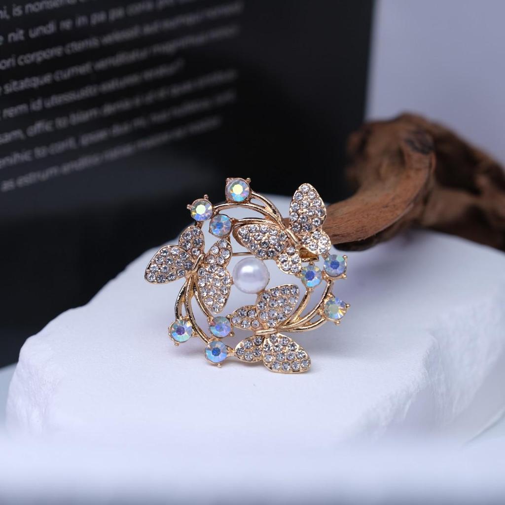 Chinese Butterfly Corsage Brooch: Elegant Women's Anti-exposure Pin - High-end, Versatile, and Stylish Accessory.