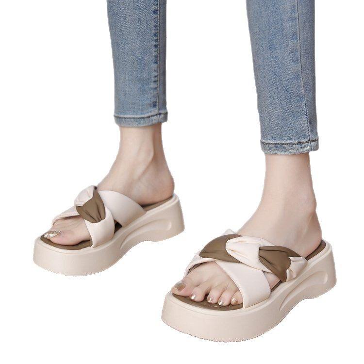 Popular Cool Slippers Women's Summer Outer Wear Design Sense Niche 2025 New Thick-soled Sandals Drag Soft-soled Women's Slippers