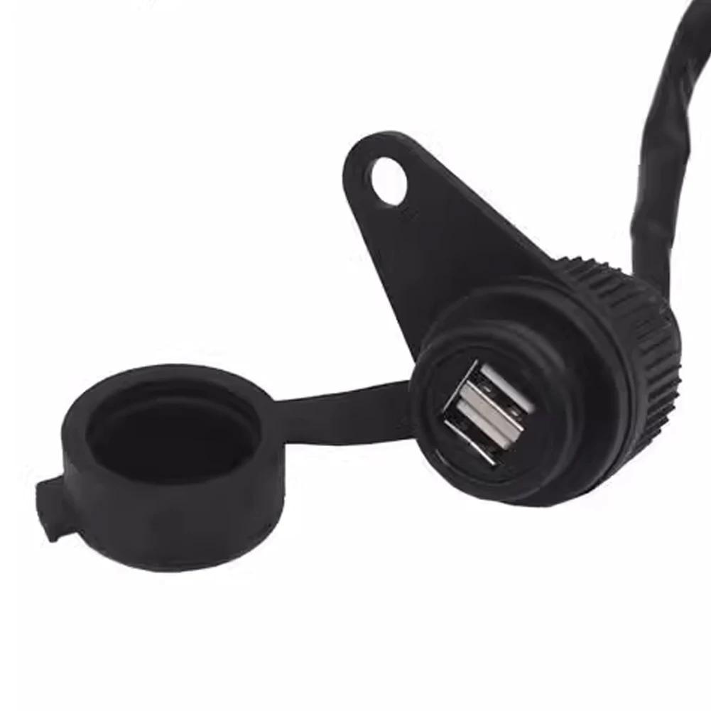 Für Yamaha MT-07 MT-09 SP Tracer FZ-09 FZ-07 Tracer XSR 700 900 Steckdosenadapter Motorrad Doppel-USB 12V Ladegerät Schwarzer Adapter