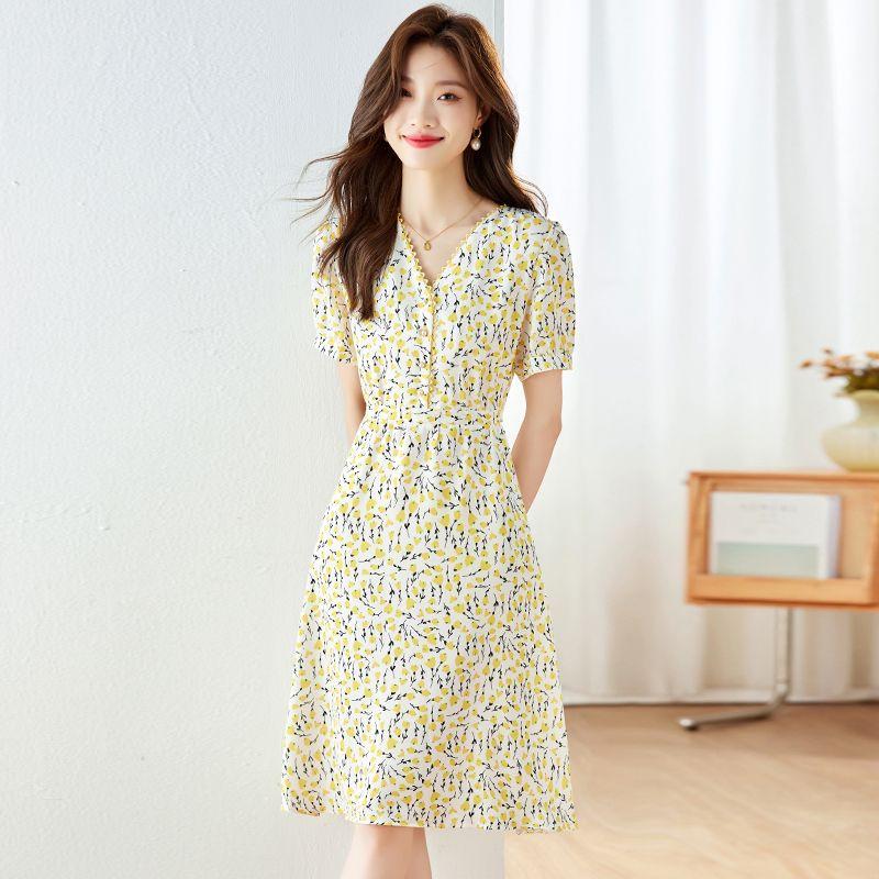 

International Brand Mulberry Silk Dress 2025 New Arrival Women s Summer Luxury Young Elegant Slim Looking Silky Skirt Yellow 2XL
