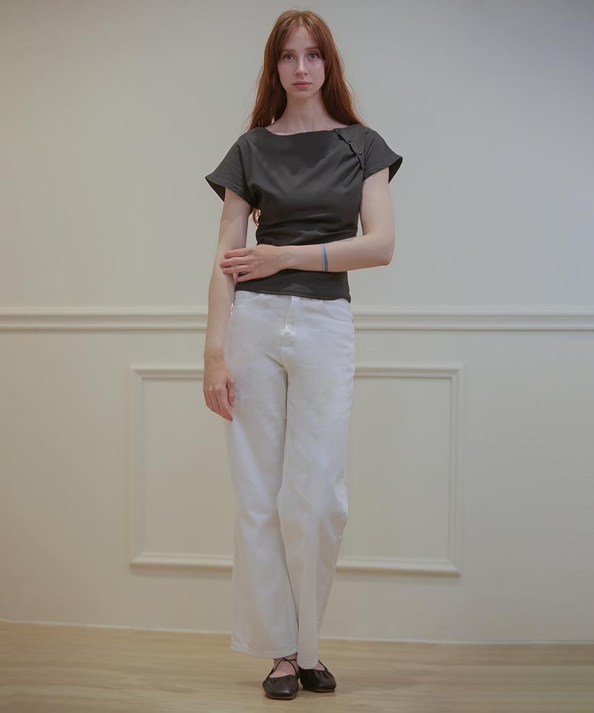 Keulleiseu Side Button Shirred Short Sleeve T-Shirt_White