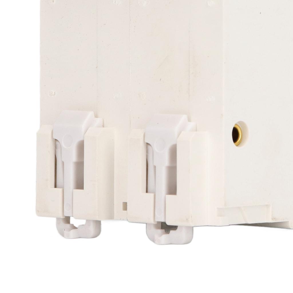 Circuit Breaker 2P D 47  125 100A DIN Rail  ature Circuit Breaker for Solar PV System 1000V