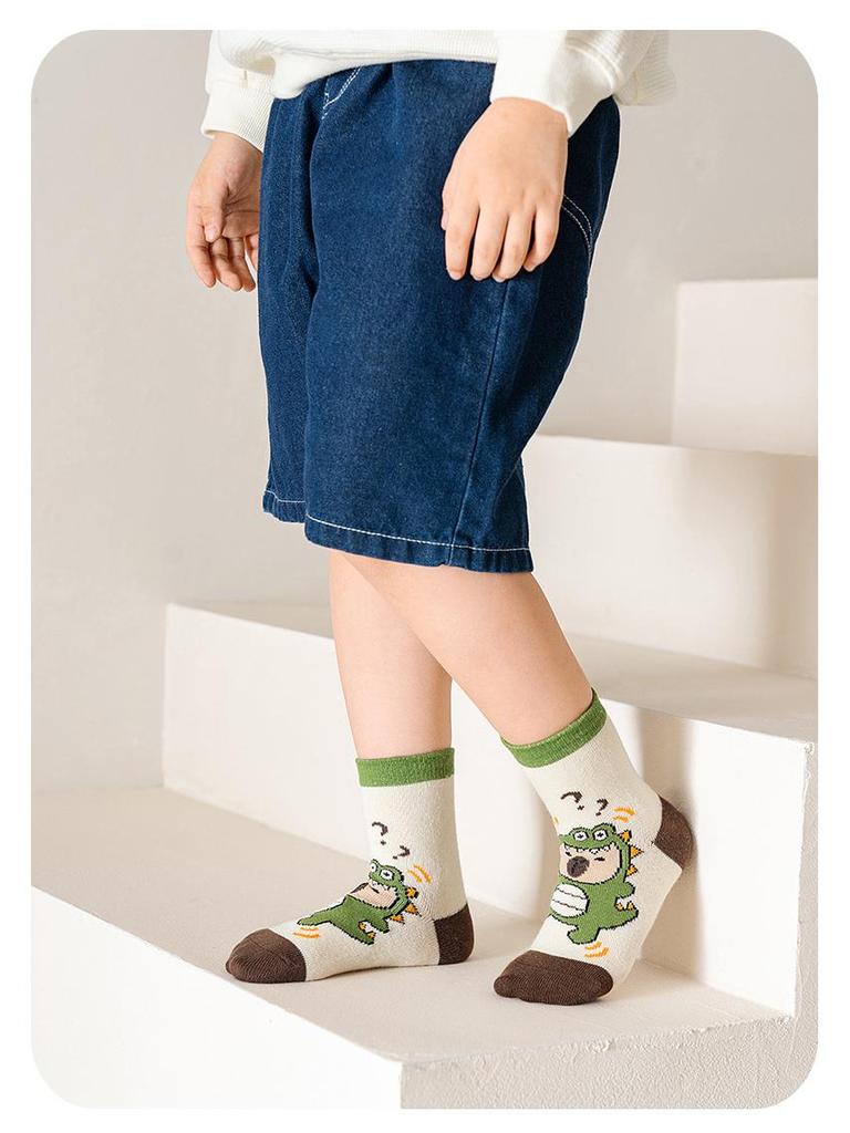 Capybara Kids' Cotton Mid-Calf Socks with Cartoon Designs for Spring, Autumn, and Winter