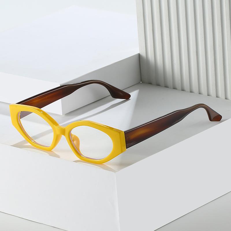 2023 Fashion Retro Cat Eye Eyeglass Frame - European & American Small Color Block Style for Women
