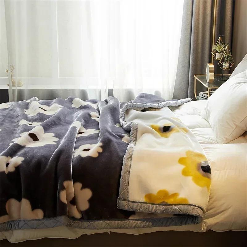Double Sided Printed Autumn Winter Blankets for Bed Soft Warm Encrypted Flocking Raschel Blanket Skin Friendly Weighted Blanket