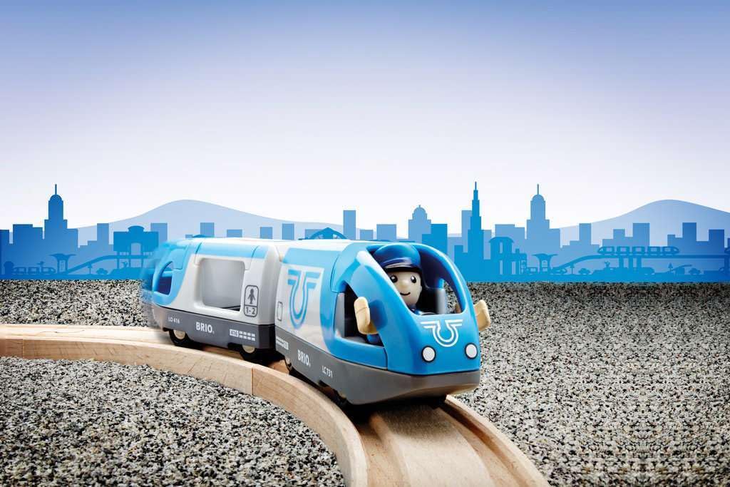 Brio Power Travel Train for Ages 3 and Wooden Gift 33506, Up. [Toy, Toy, Locomotive, Car, (Birthday/Christmas)]