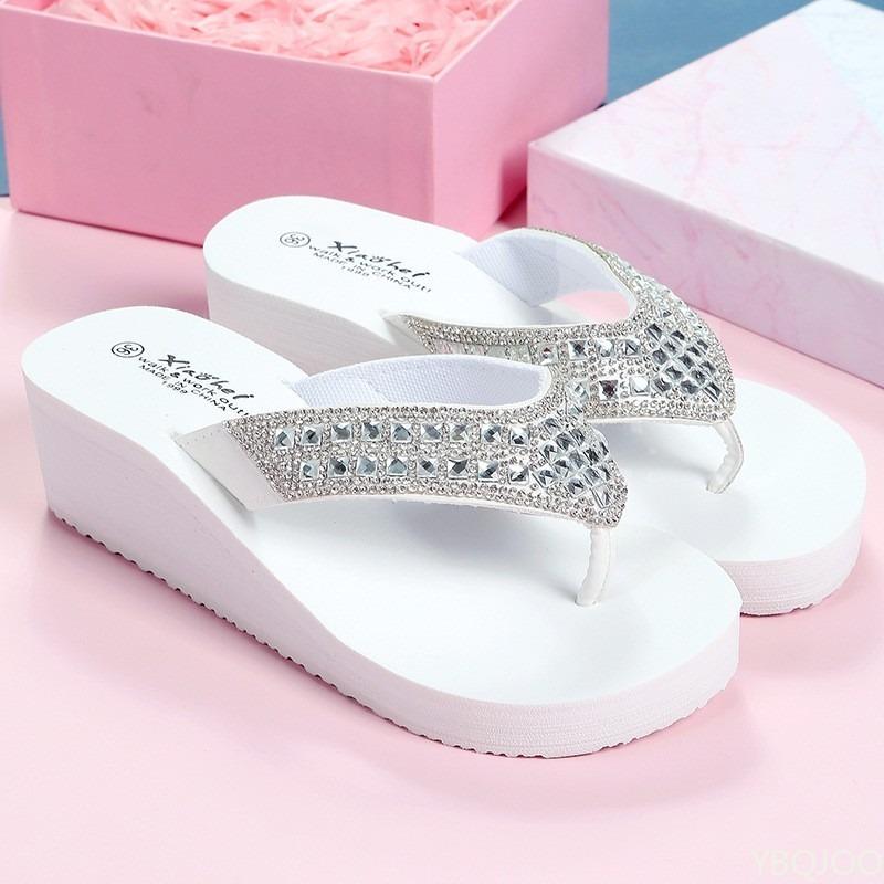 2026 Summer Fashionable Versatile Beach Slippers Women'S Elegant Minimalist Flip Flops Casual Comfortable Wedges Women Sandals