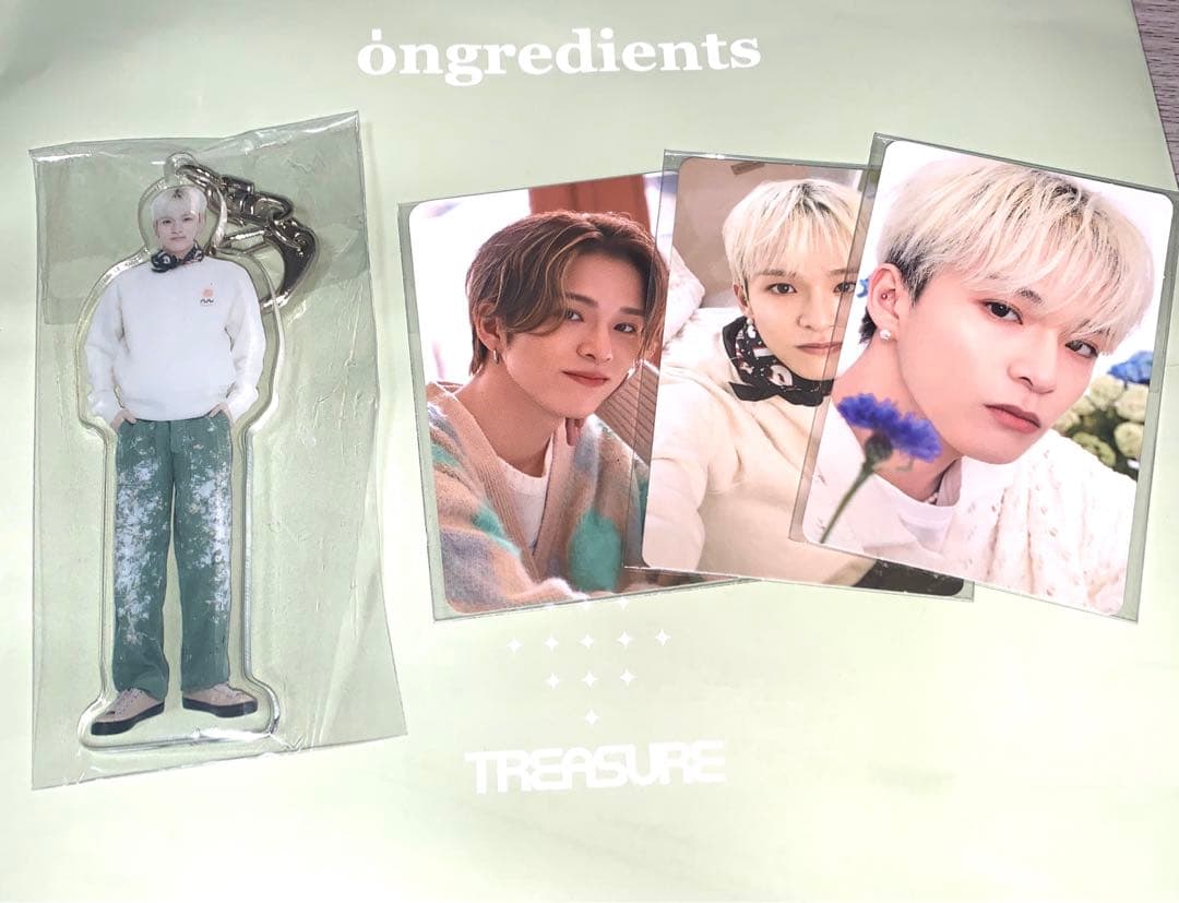 [USED] Treasure Onguri Acrylic Keychain Trading Card! Asahi