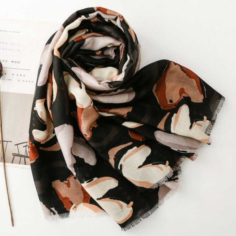 Fashionable and Simple Commuting Style Cotton and Linen Hand Scarf Plant Floral Breasted Scarf Thick Shawl
