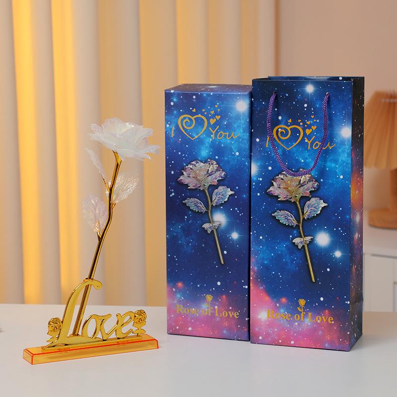 Φωτεινή Ανθοδέσμη με Τριαντάφυλλα από Φύλλο Χρυσού 24Κ: Διατηρημένα Τεχνητά Λουλούδια για την Ημέρα του Αγίου Βαλεντίνου, την Ημέρα της Μητέρας και τα Γενέθλια