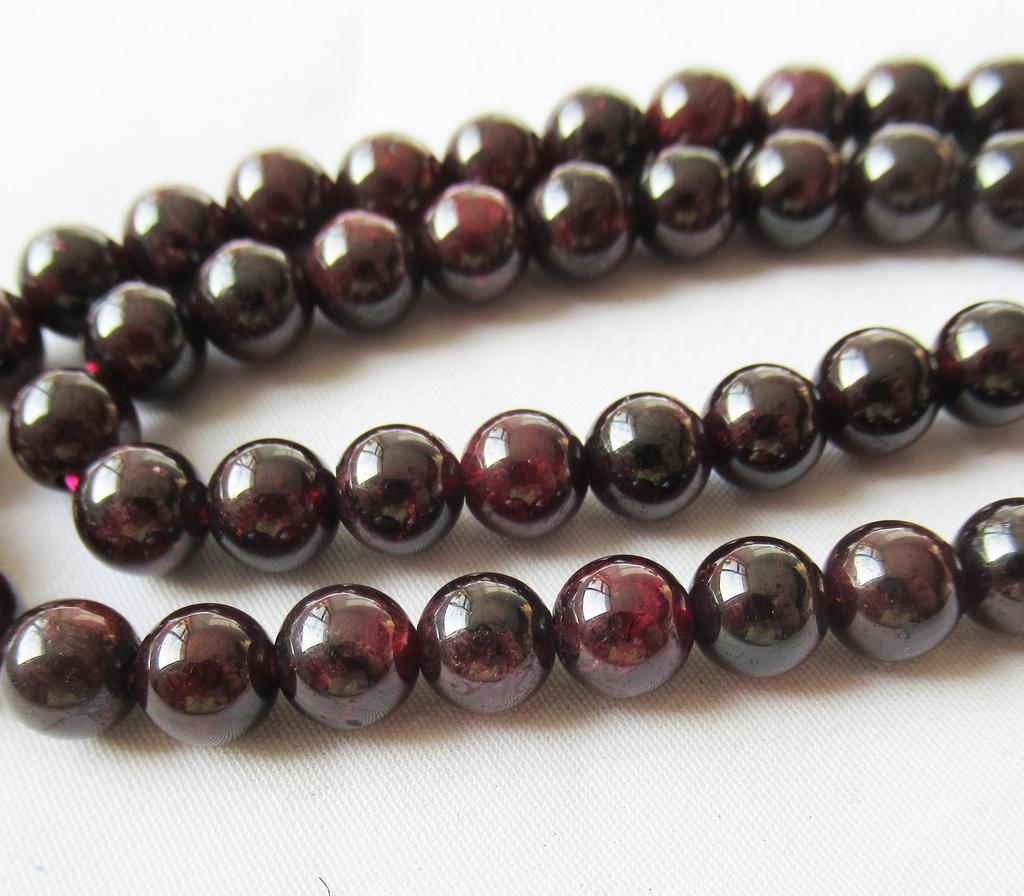 Natural Garnet Bead Strand 15 Inches 4mm/5.5mm/6mm Bead Spacer for DIY Jewelry Making