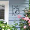 Modern Metal Wall Art Black White Line Art Female Silhouette Holding Cat Framed Square Decor Living Room Bedroom Office