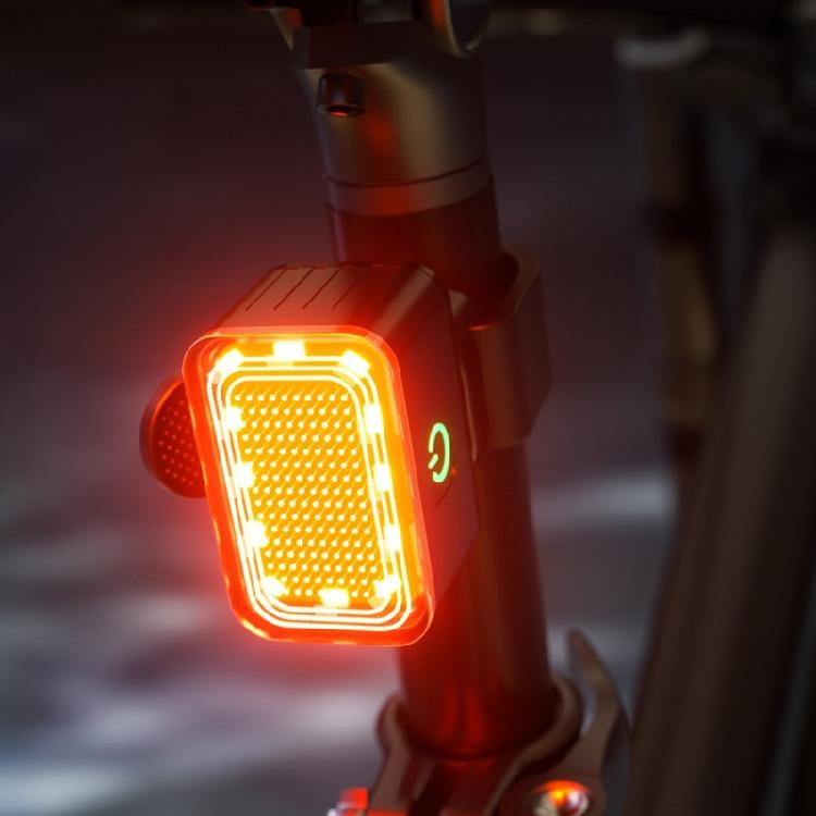 Cycling Bicycles Front Light 1500mAh 900lumens Compacts Rechargeable Bike Lamp for Various Terrains
