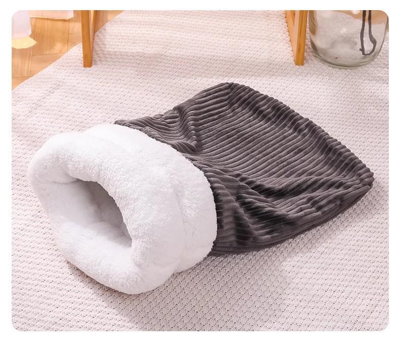 Katze Winter Wärme Schlafsack: Gemütliches Sicherheitsbett für alle Jahreszeiten mit Halbloch-Design