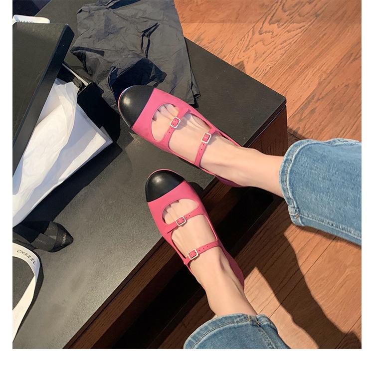 

Spot cowhide version~ 2025 new fashion round head retro color matching light mouth versatile Mary Jane single shoes women s flat bottom 40