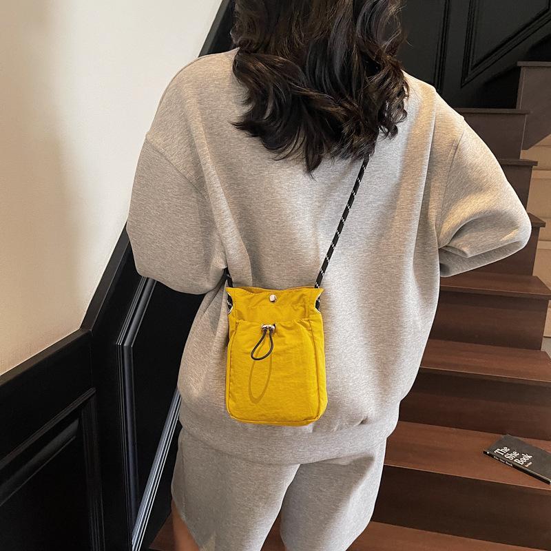 Japanese and Korean Literary Single Shoulder Messenger Bag Niche Design Trend Simple Small Bag Casual Fashion Lightweight Small Square Bag Women