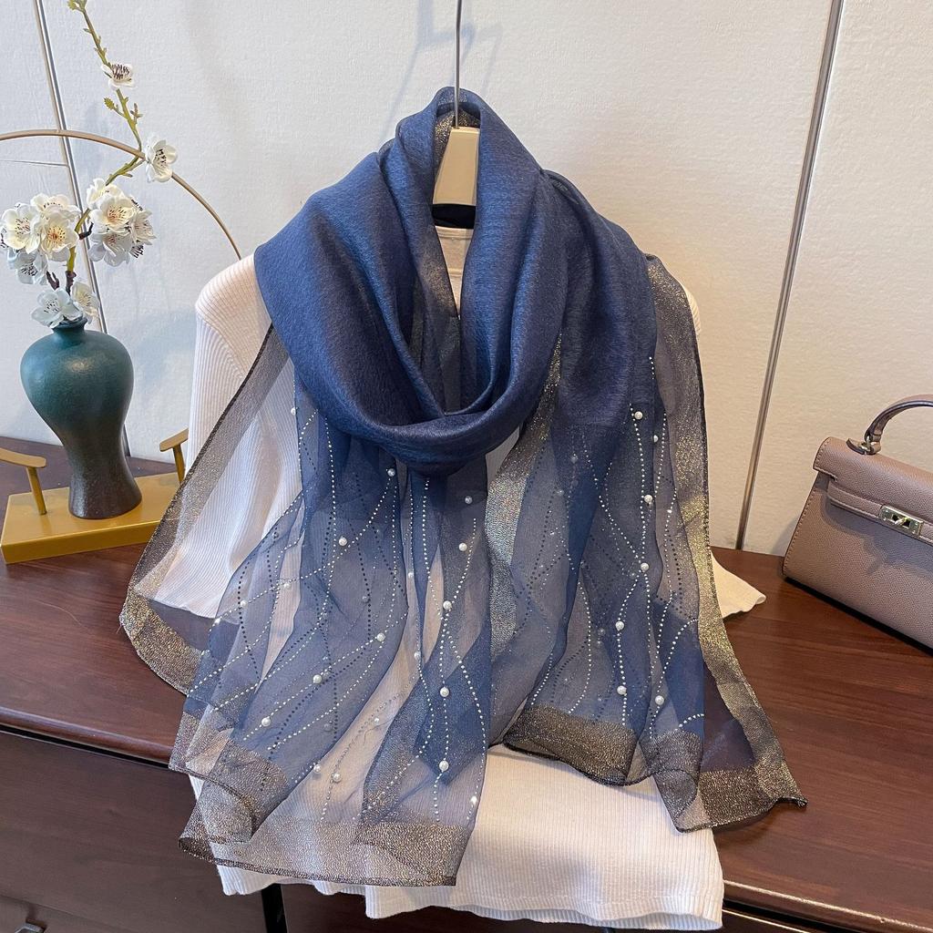 Ny Mote og Allsidig Ensfarget Etnisk Stil Slør Skjerf Skjerf for Kvinner Bølgemønster Kunstig Diamant Jernskjerf for Kvinner