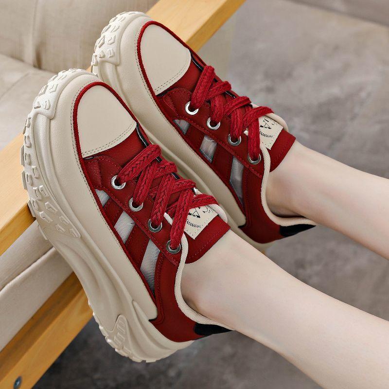 

Маленькие белые туфли женские 2025 весна новая женская обувь универсальная платформа спортивная и повседневная обувь для скейтборда ins модная обувь 40 красный