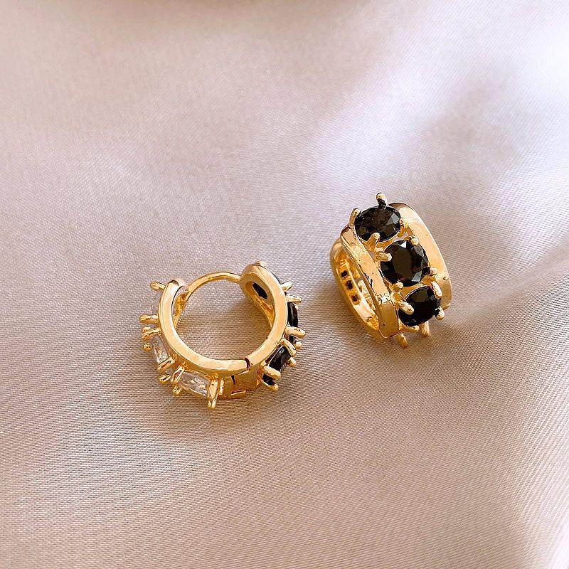 French Retro Luxury Silver Pearl Tassel Stud Earrings - Elegant and Versatile for Women