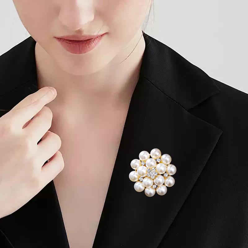 High-End Pearl Floral Suit Brooch For Women Versatile Clothing Accessory Pin