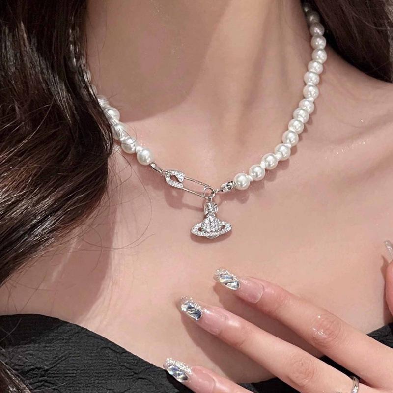 Elegant Pearl Brooch Necklace - Women s Light Luxury Versatile Style