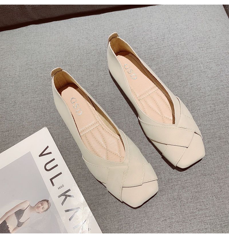 Single shoes summer and autumn square head comfortable versatile apricot light mouth one-pedal single shoes