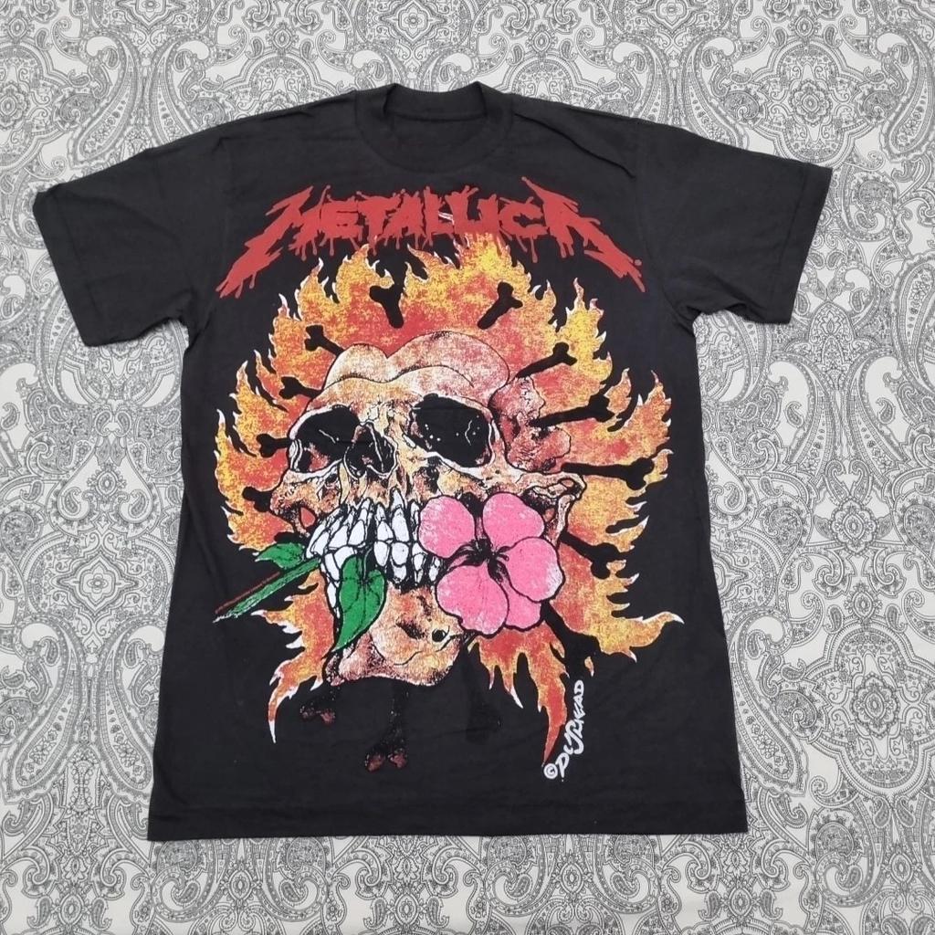 Metallica Flaming Pushead Band Tour T-shirt Storlek Large Grafiskt tryck High-end Lyx är för både Män och Kvinnor Topp Y2k