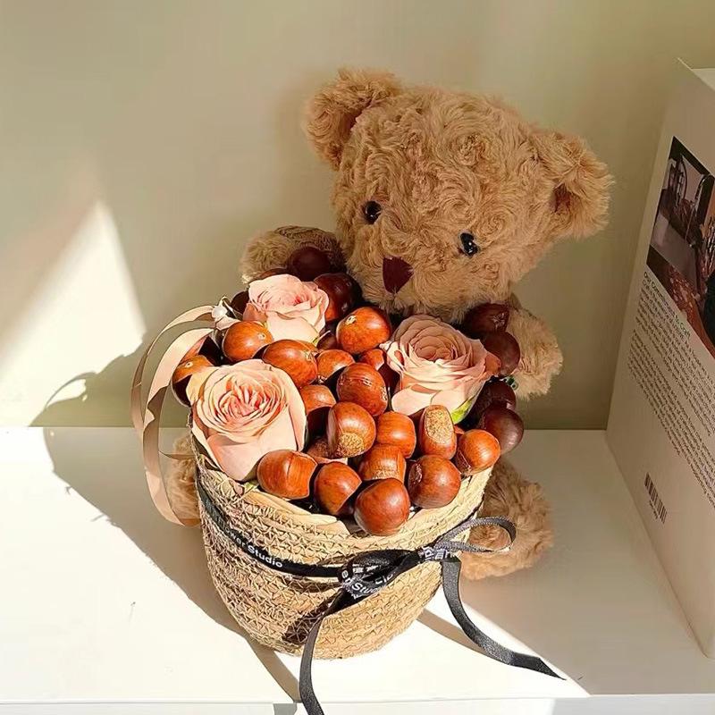 Popular Woven Straw Flower Pot Set: Little Bear Hug Design for Bonsai & Plant Décor