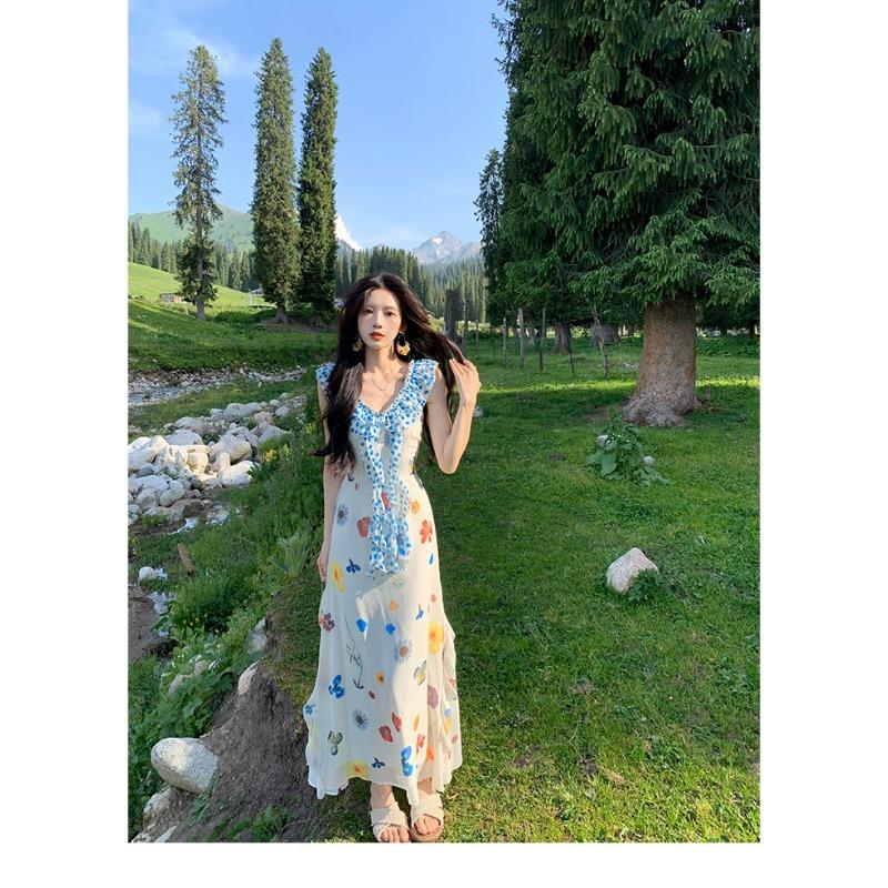 French Suspender Floral Dress for Beach Vacation New Summer Style for Women Great Looking Niche S белый