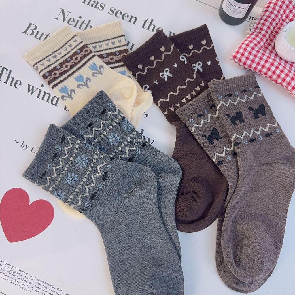 Women's Retro Fair Isle Mid-Calf Slouch Socks: Warm Ethnic Style for Autumn & Winter