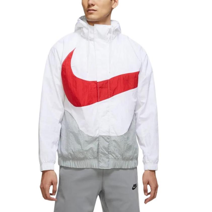 Nike Giacca a Vento Sportiva con Cappuccio Swoosh Tessuta Vestibilità Larga Antivento Unisex Bianca DD5968-100