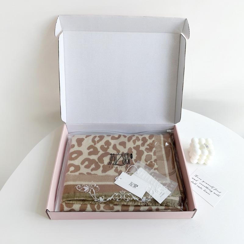 Scarf Women's winter imitation cashmere scarf High-end sense versatile retro long shawl Warm dual-purpose scarf