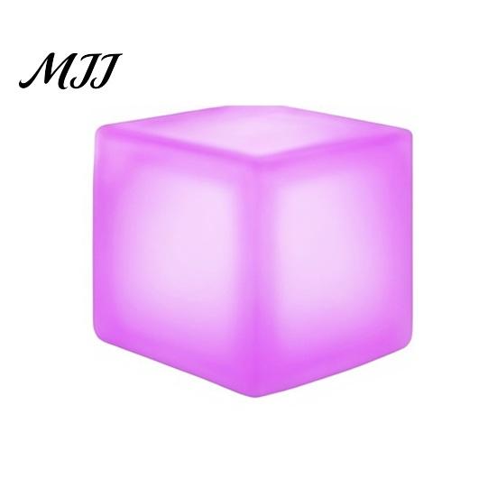 Snowflake Stress Ball 1/4Pcs Frosted Ice Cube Squeeze Toy Anxiety Relief Glow-in-the-dark Glowing Sensory Soft Stretchy Pinch Party Favors TPR