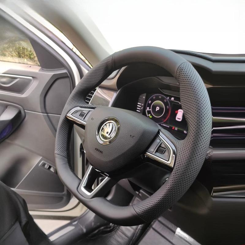 For Skoda Octavia 2015-2019 Fabia Kodiaq Superb Scala Hand-stitched Black Genuine Leather Non-slip Car Steering Wheel Cover