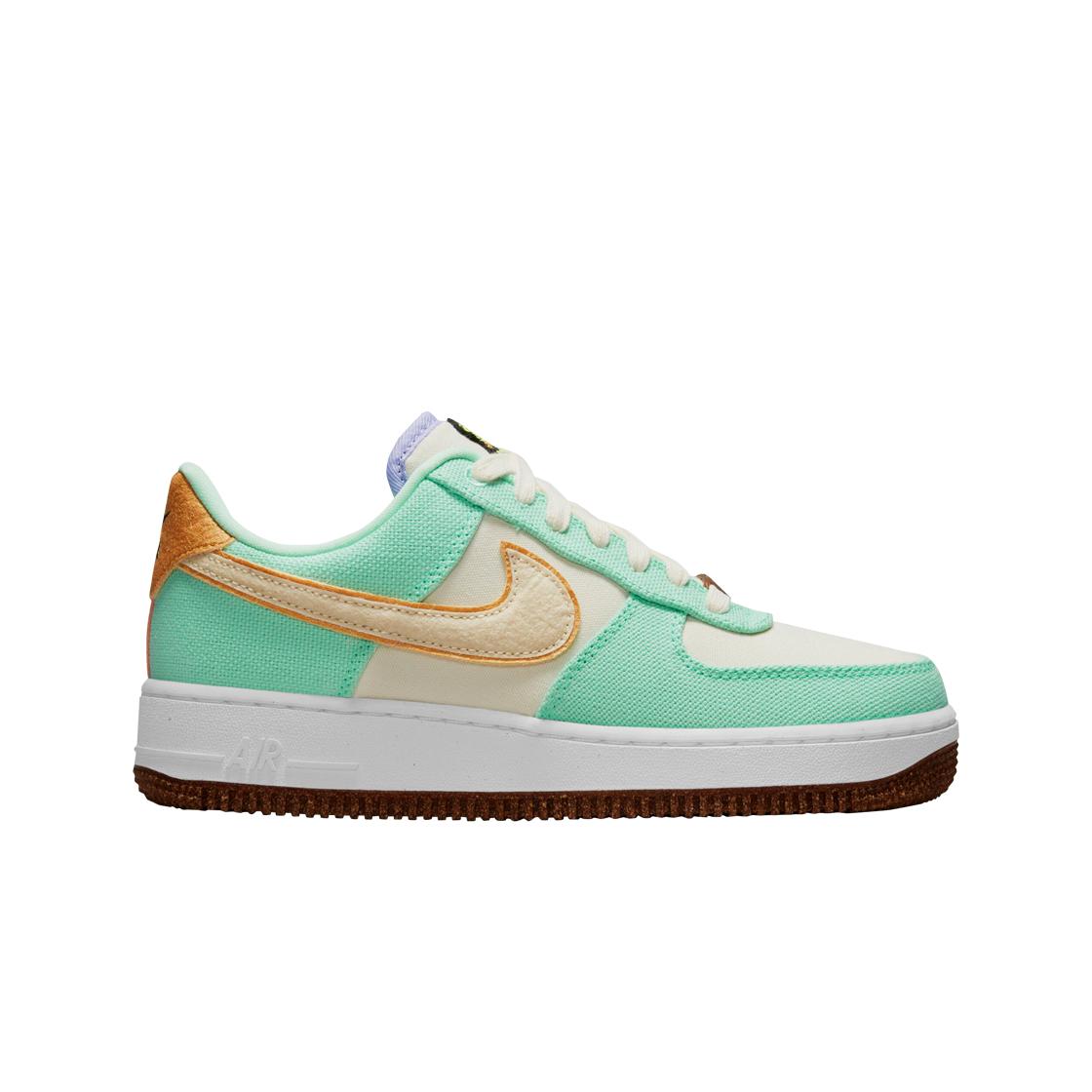 

Женские кроссовки W Nike Air Force 1 07 LX Pineapple Canvas CZ0268-300