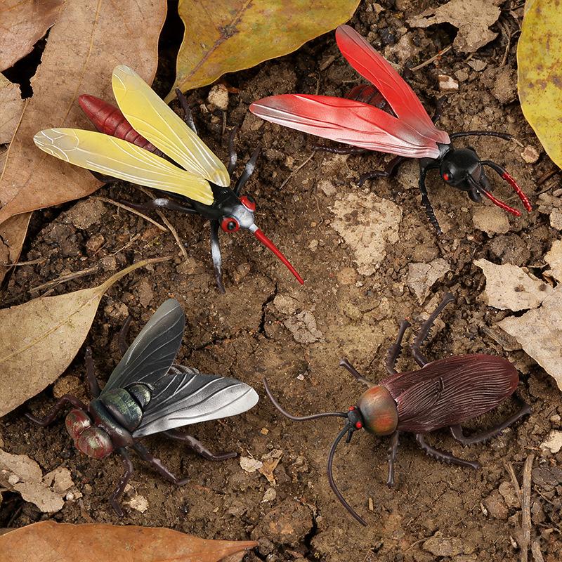 TPR Cognitive Decompression Toy: Realistic Insect and Animal Models (Cockroach, Mosquito, Ant, Fly, Spider, Python)