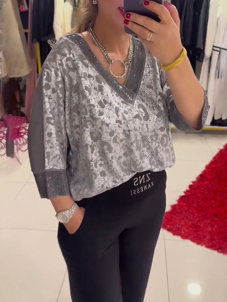 2024 Autumn/Winter European & American V-neck Printed T-shirt Women's Fashion