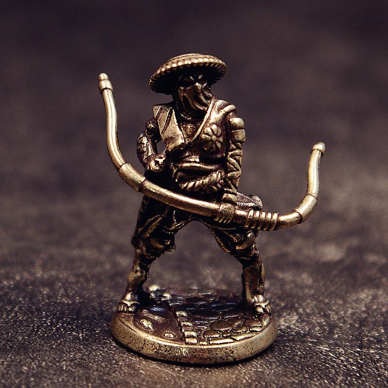 Bronze Japanese Shogunate Samurai Ancient Soldier Toy Model Finished Table Game Car Ornament Figure