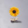 Take Kwai Han's cute sunflower sunflower brooch women's high-end suit accessories sweater pin in one fell swoop