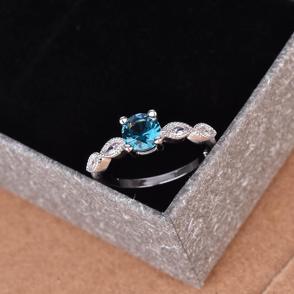 Luxury Blue Topaz and Diamond Ring for Women Stylish Red Gemstone Jewelry