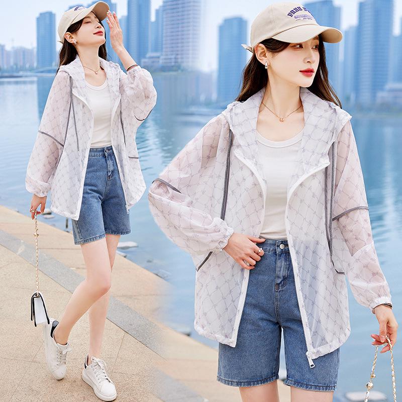 

Літо 2025 Легка куртка з капюшоном для захисту від сонця - Дихаюча, зручна та універсальна модна тенденція XL (64kg-70kg) білий