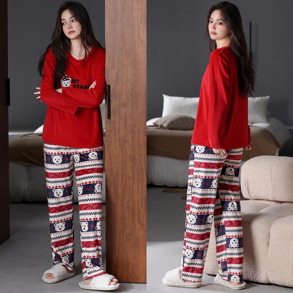 Women's Christmas Red Velvet Teddy Bear Pajamas - Warm, Breathable, Casual Coral Fleece Homewear for Autumn, Winter, Spring