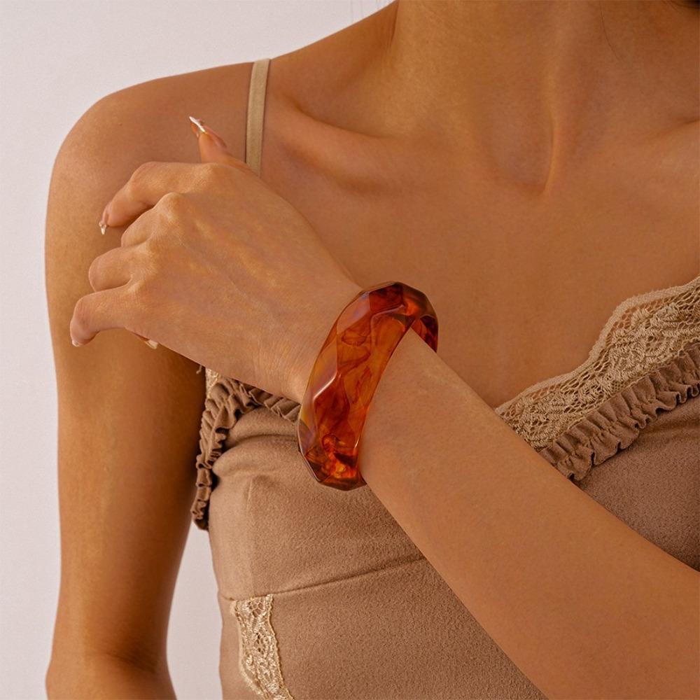 Boho Acrylic Bangle Exaggerated Retro Hand Ring Simple Round Wide Bracelet  Women
