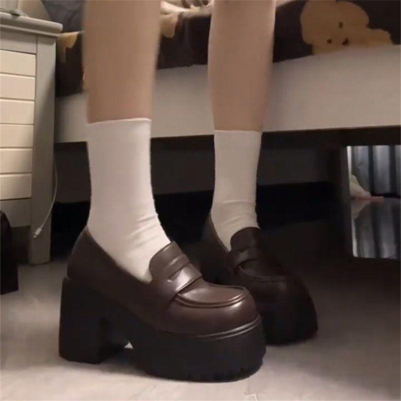 

Small brown retro small leather shoes women s CM super high heel spring and autumn new French jk thick heel single shoes 40 коричневий