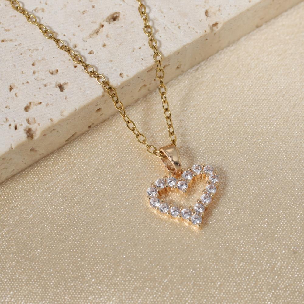 

Fashion Heart Shape Zirconia Pendant Necklaces for Women Sparkling Golden Stainless Steel Necklace Jewelry белый