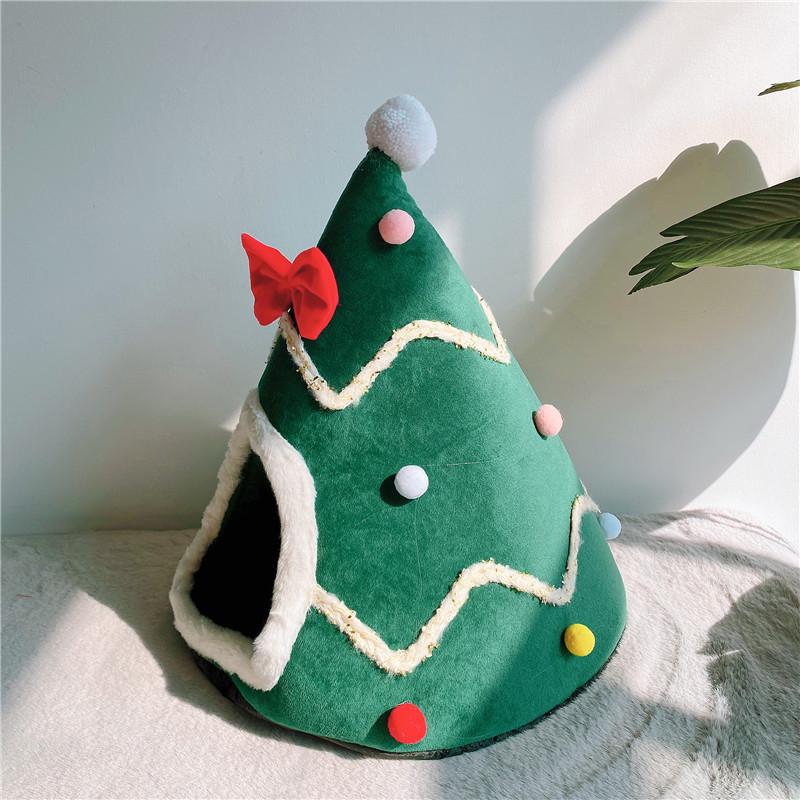 Nid chaud pour animaux de compagnie en hiver: Igloo de Noël pour chat et chien avec nœud papillon